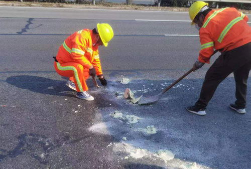 六盘水公路下沉注浆加固